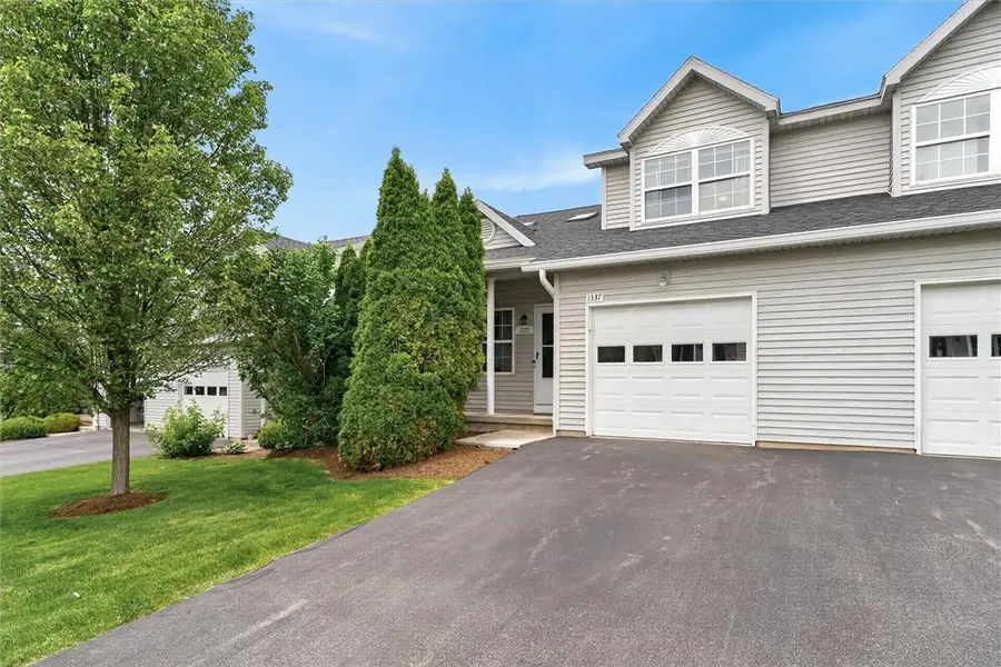 1337 Courtney Drive, Victor, NY 14564 - #2