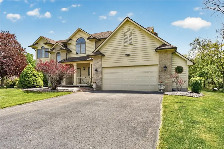 258 Tumbleweed Drive, Pittsford, NY 14534 - #2