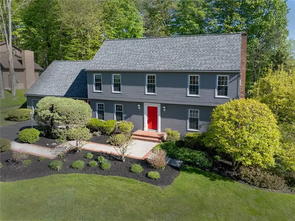 18 High Hill Drive, Pittsford, NY 14534