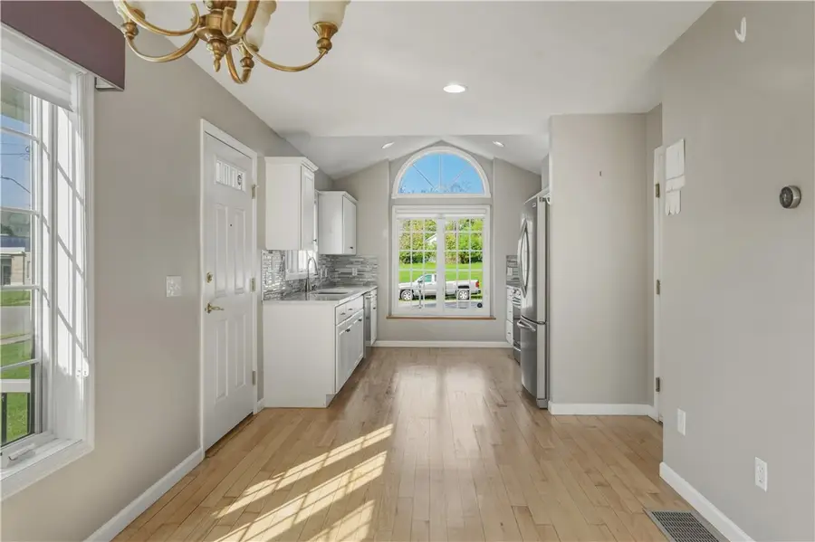 404 Demarest Parkway, Elmira, NY 14905 - #3