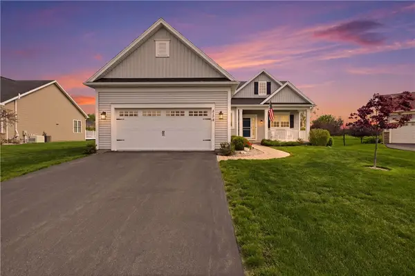 5174 Quincy Circle, Canandaigua, NY 14424