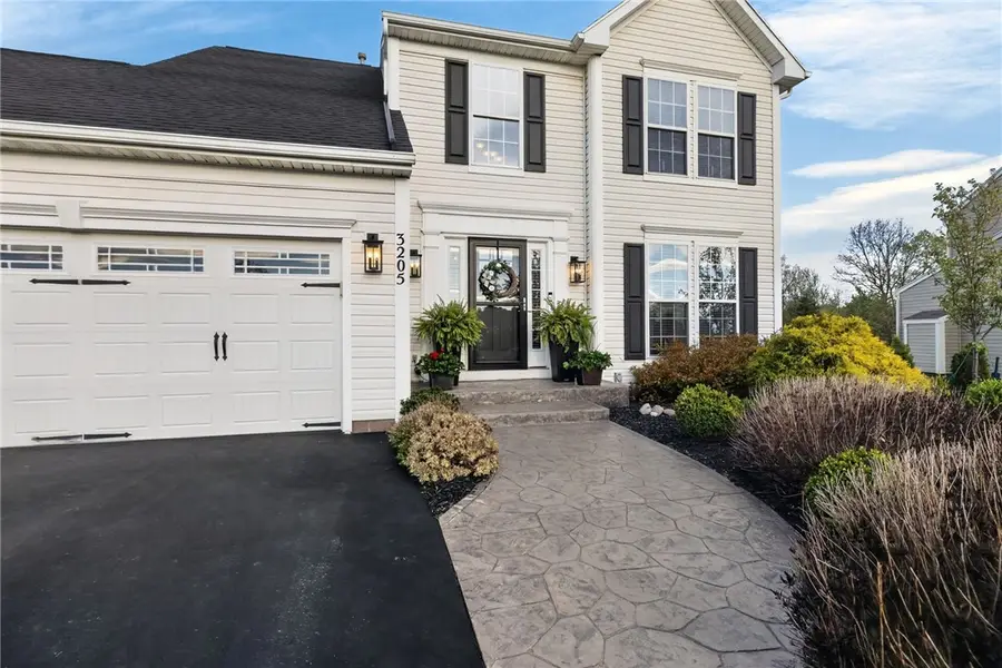 3205 White Pine Lane, Macedon, NY 14502 - #3