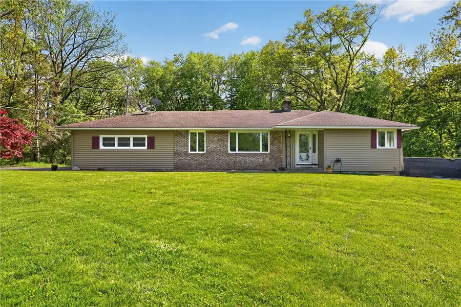 565 Bay Road, Webster, NY 14580 - #2