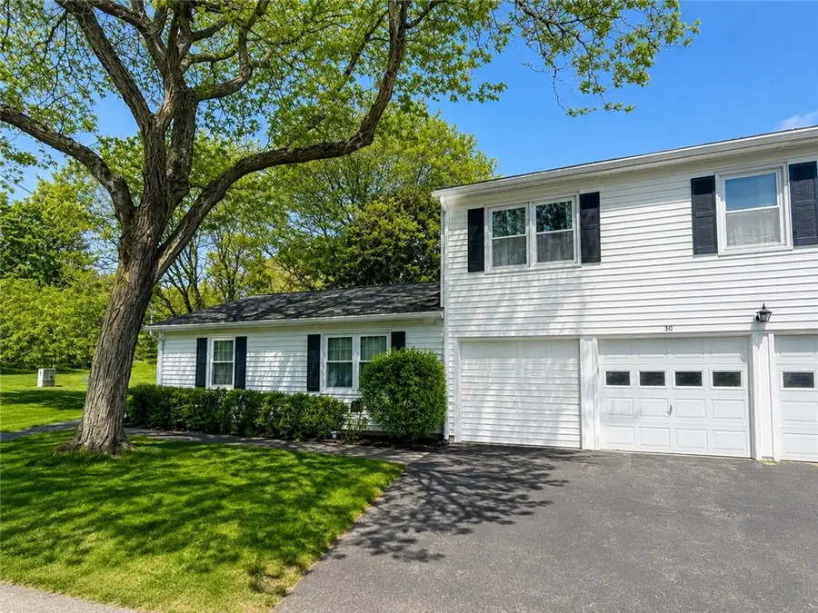 30 Foxcroft, Fairport, NY 14450 - #3