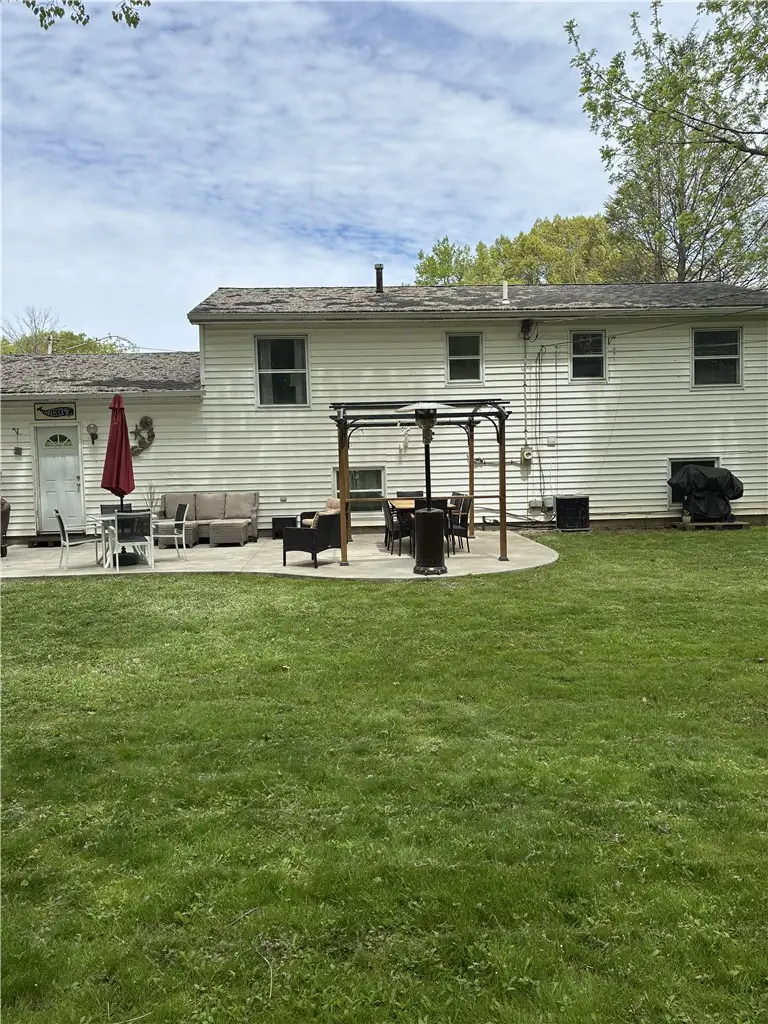 907 Lake Shore Boulevard, Rochester, NY 14617 - #2
