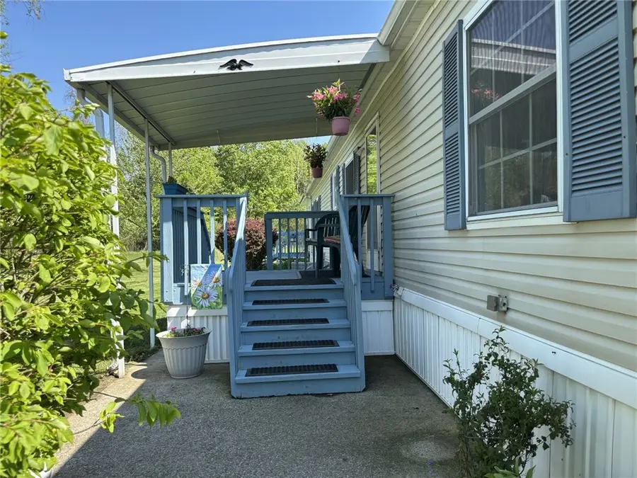 305 Sunset Drive, Holley, NY 14470 - #2