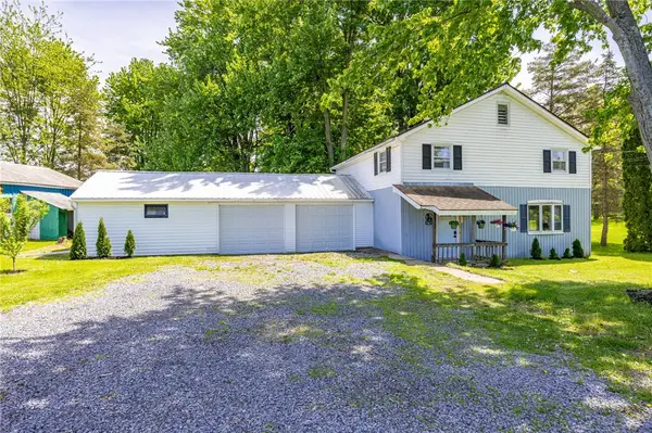 76 E Wright Avenue, Waterloo, NY 13165