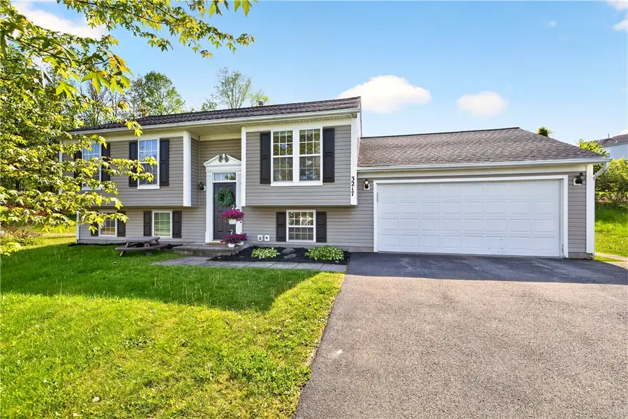 3217 Holly Crescent, Macedon, NY 14502 - #2