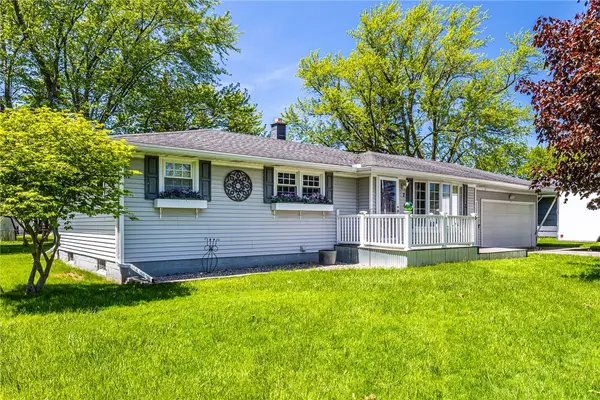 7 E Crest Drive, Rochester, NY 14606
