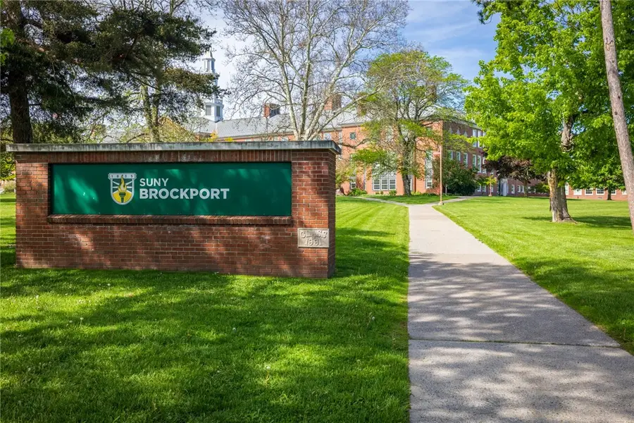 52 Monroe Avenue, Brockport, NY 14420 - #3