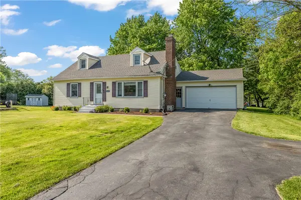 1178 State Road, Webster, NY 14580
