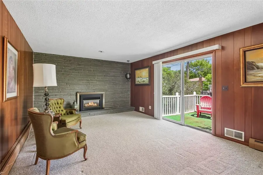 8 Shawnee Drive, Rochester, NY 14624 - #2