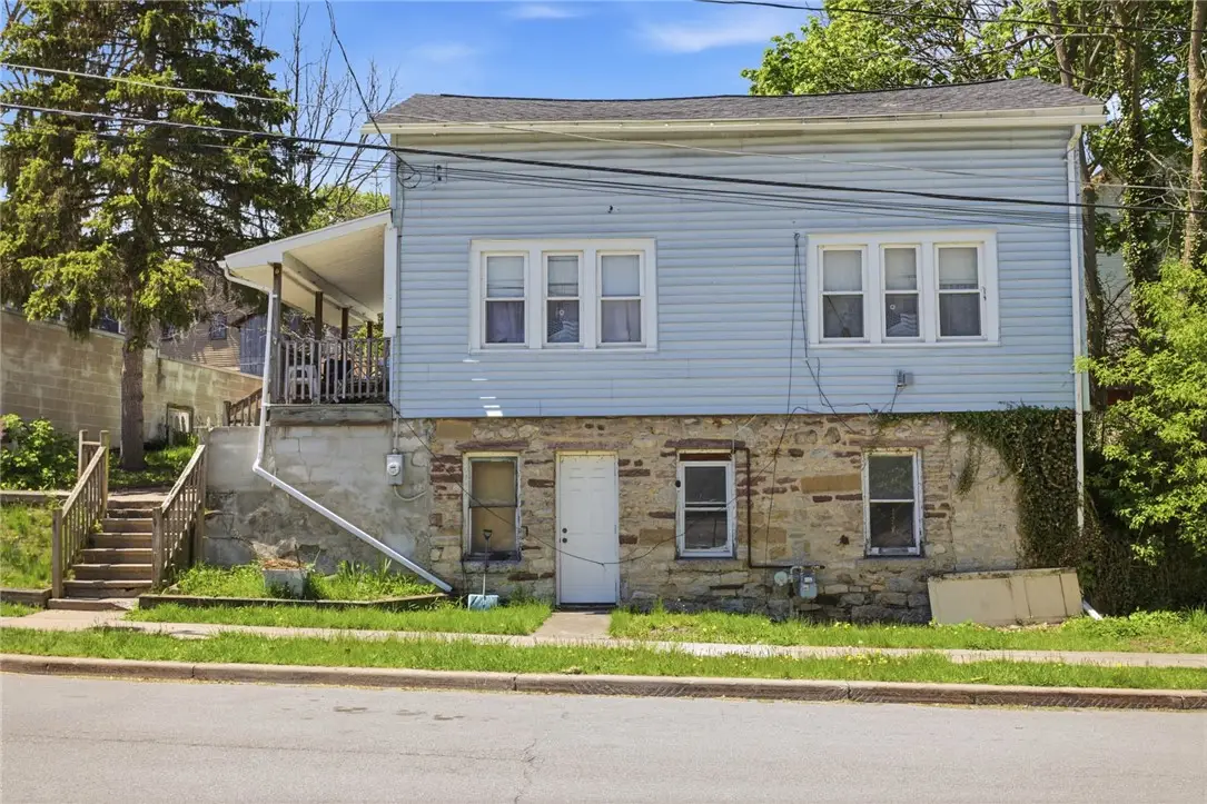 13 Mill Street, Le Roy, NY 14482 - #1