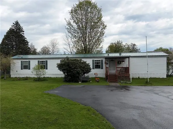 9 E Main Drive, Morris, NY 13808