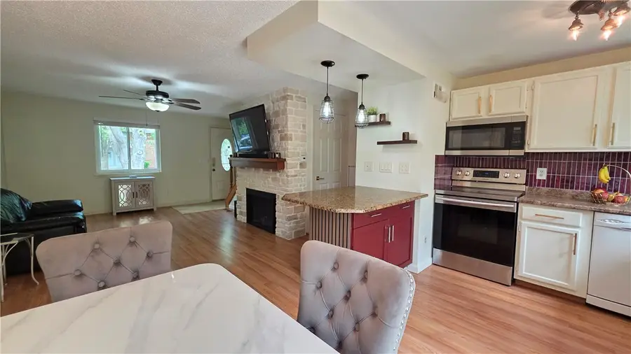 408 Fox Run, Rochester, NY 14606 - #3