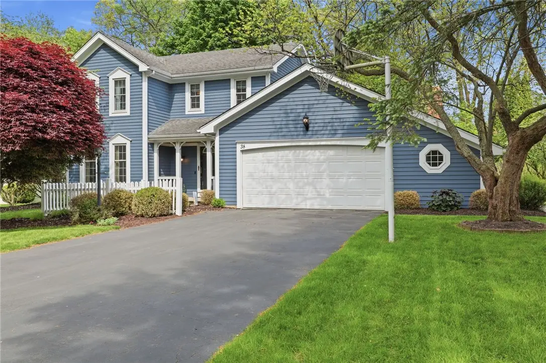 38 Bending Oak Drive, Pittsford, NY 14534 - #1