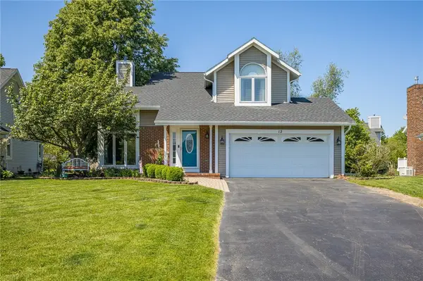 12 Hayfield, Pittsford, NY 14534
