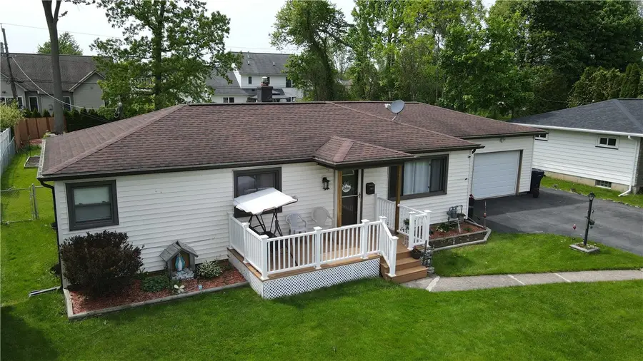 31 W Crest Drive, Gates, NY 14606 - #2