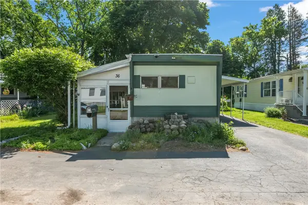 36 Patio Drive, Rochester, NY 14625