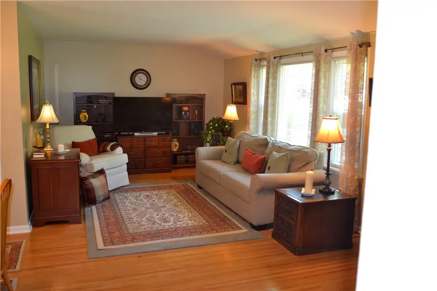 833 Dewitt Road, Webster, NY 14585 - #2