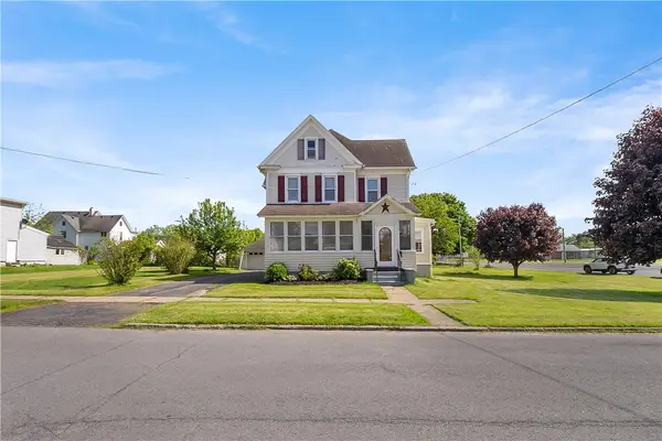 72 Andes Avenue, Geneva, NY 14456