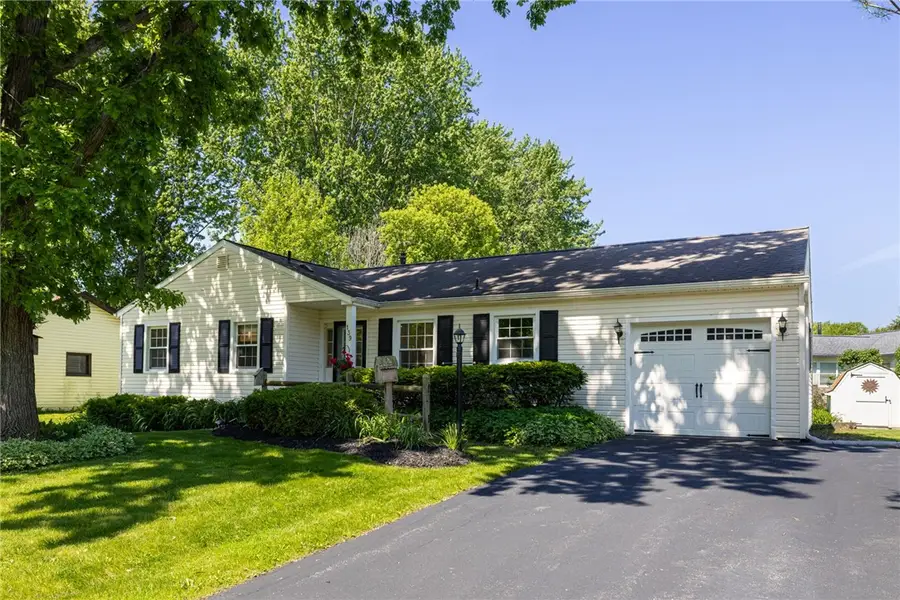 139 Gate House Trail, Henrietta, NY 14467 - #2