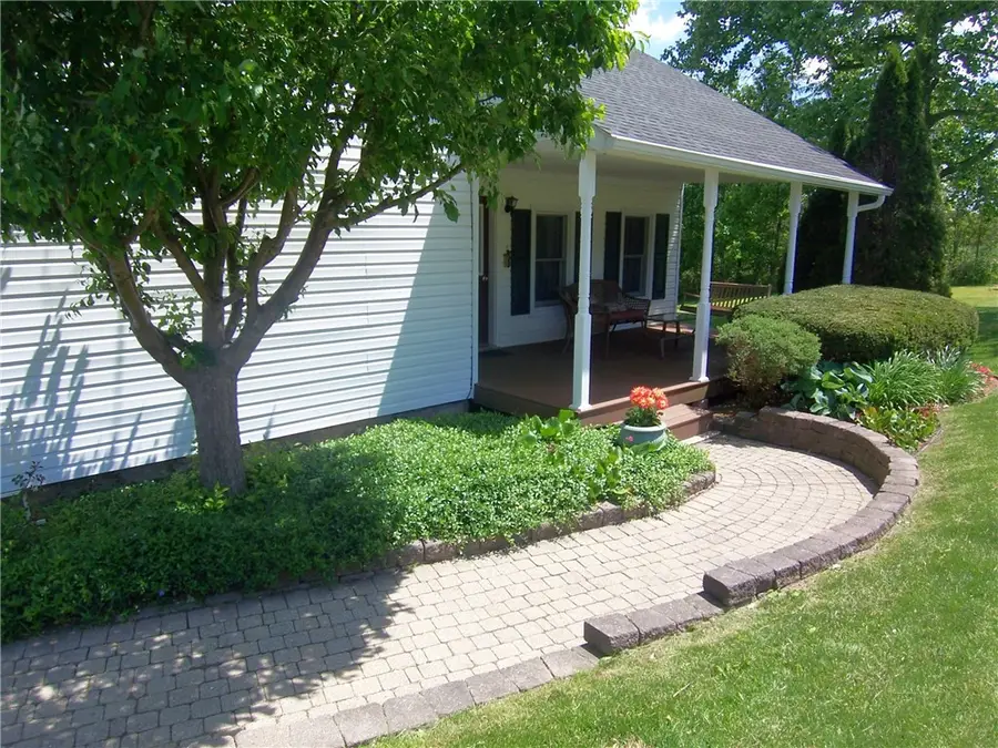1014 Cornwall Rd, Palmyra, NY 14522 - #3