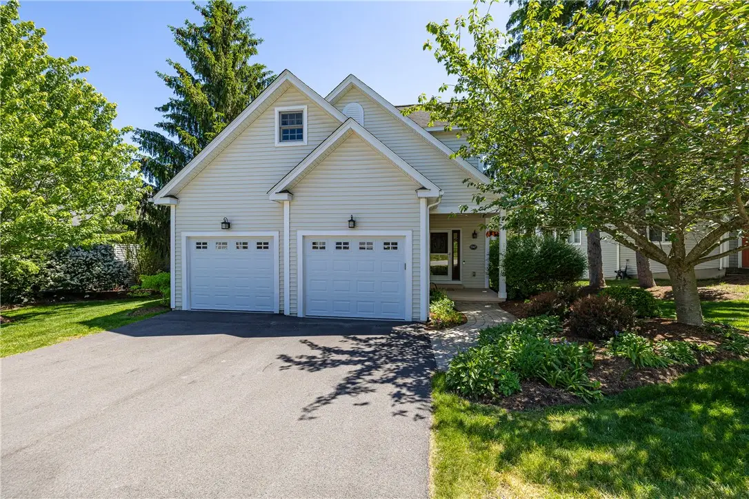 5567 Lakewood Trail, Canandaigua, NY 14424 - #1