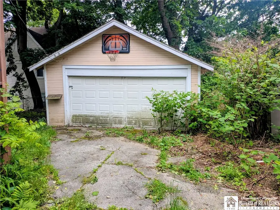 124 Falconer Street, Jamestown, NY 14701 - #2