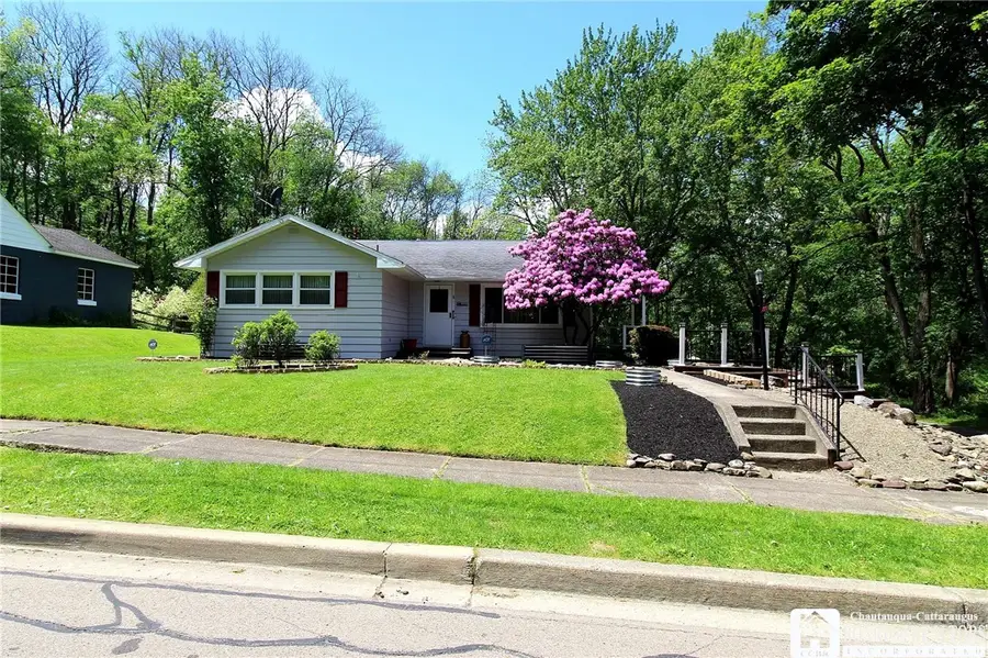 221 Willow Avenue, Jamestown, NY 14701 - #2