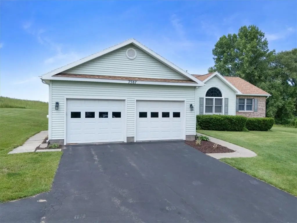 7587 Salmon Creek Road, Williamson, NY 14589 - #1