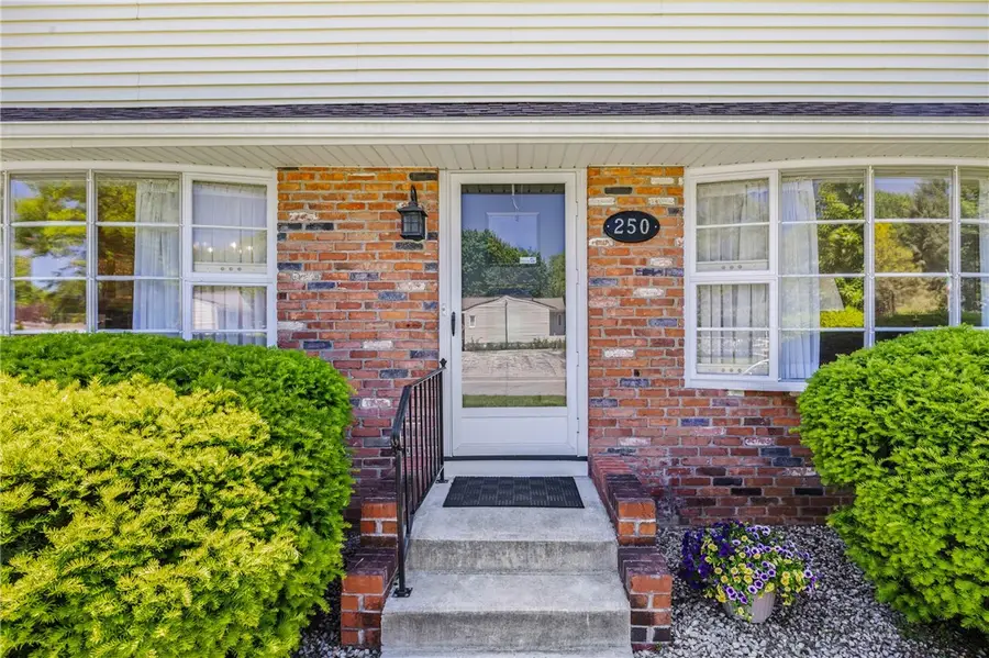 250 Willowcrest Drive, Rochester, NY 14618 - #2