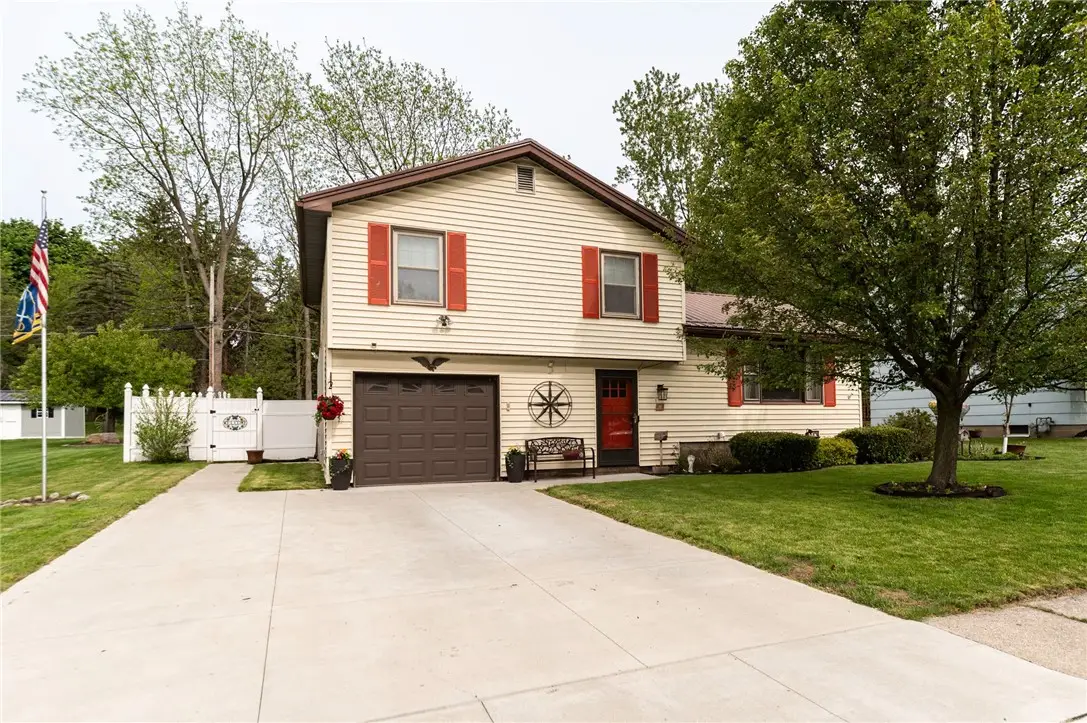 11 Gateway Drive, Batavia, NY 14020 - #1