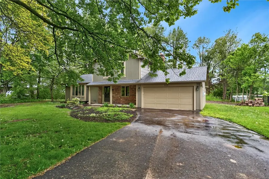 805 Coventry Dr, Webster, NY 14580 - #2