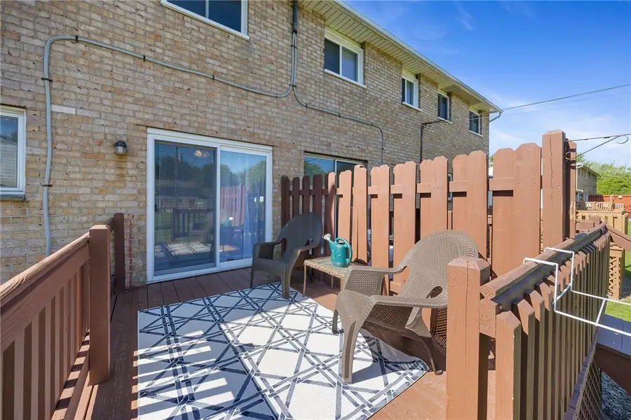 330 Fox Run, Rochester, NY 14606 - #3