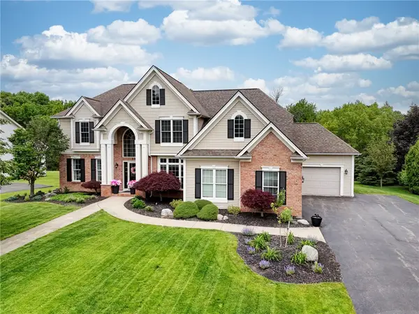 32 Watersong Trail, Webster, NY 14580