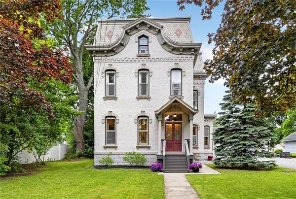 147 E Genesee Street, Auburn, NY 13021
