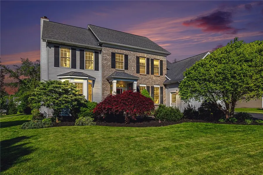 222 Gallant Fox Ln, Webster, NY 14580 - #2