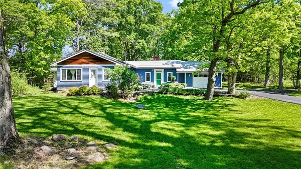 8 Oakcrest Road, Ithaca, NY 14850