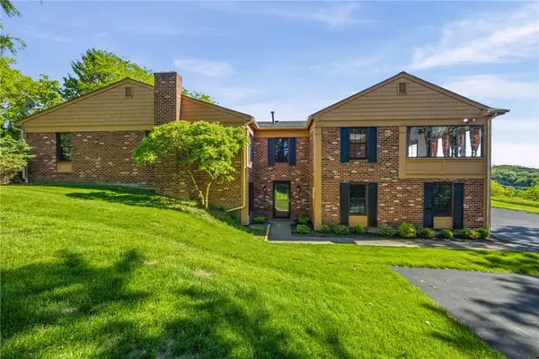 28 Beacon Hi, Fairport, NY 14450