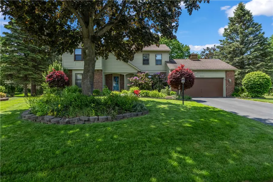262 Montvale Lane, Rochester, NY 14626 - #2