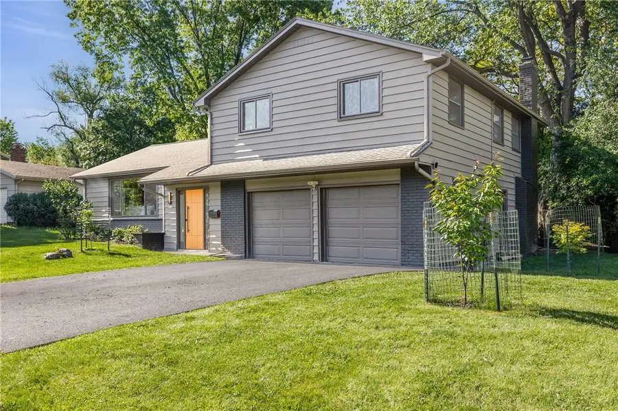 100 Hibiscus Dr, Rochester, NY 14618 - #3