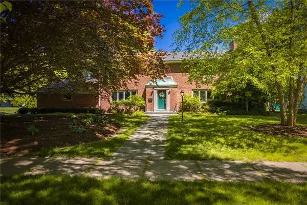 170 Edgemoor Road, Rochester, NY 14618