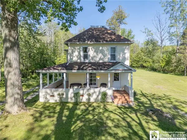 12210 Hanford Road, Silver Creek, NY 14136