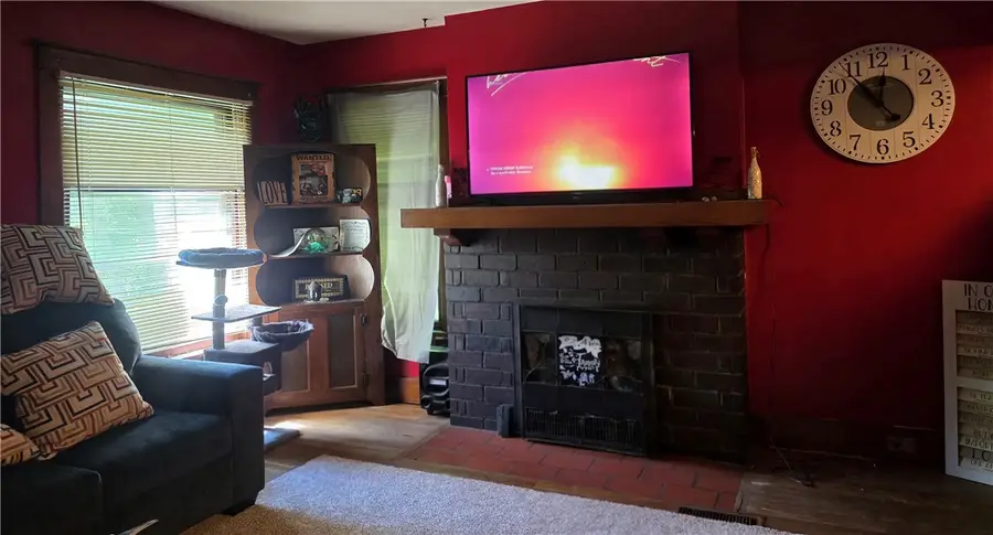 319 Sylvester Place, Elmira, NY 14904 - #2