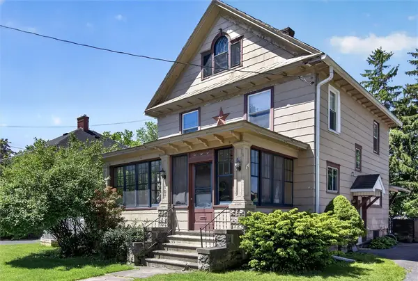 107 Edgett St Street, Newark, NY 14513
