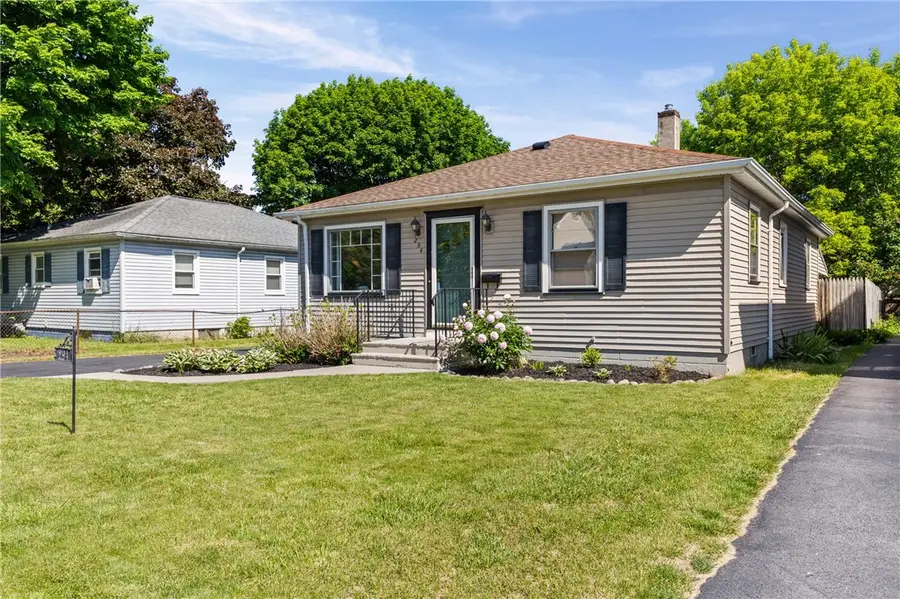 294 Hurstbourne Rd, Rochester, NY 14609 - #3