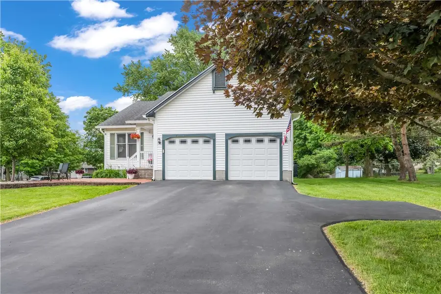 31 Cheshire Lane, Rochester, NY 14624 - #2
