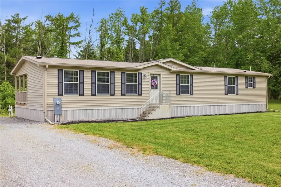 6725 Swamp Road, Byron, NY 14422 - #2