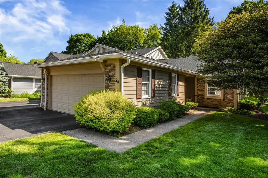 24 Winding Wood, Pittsford, NY 14534 - #3